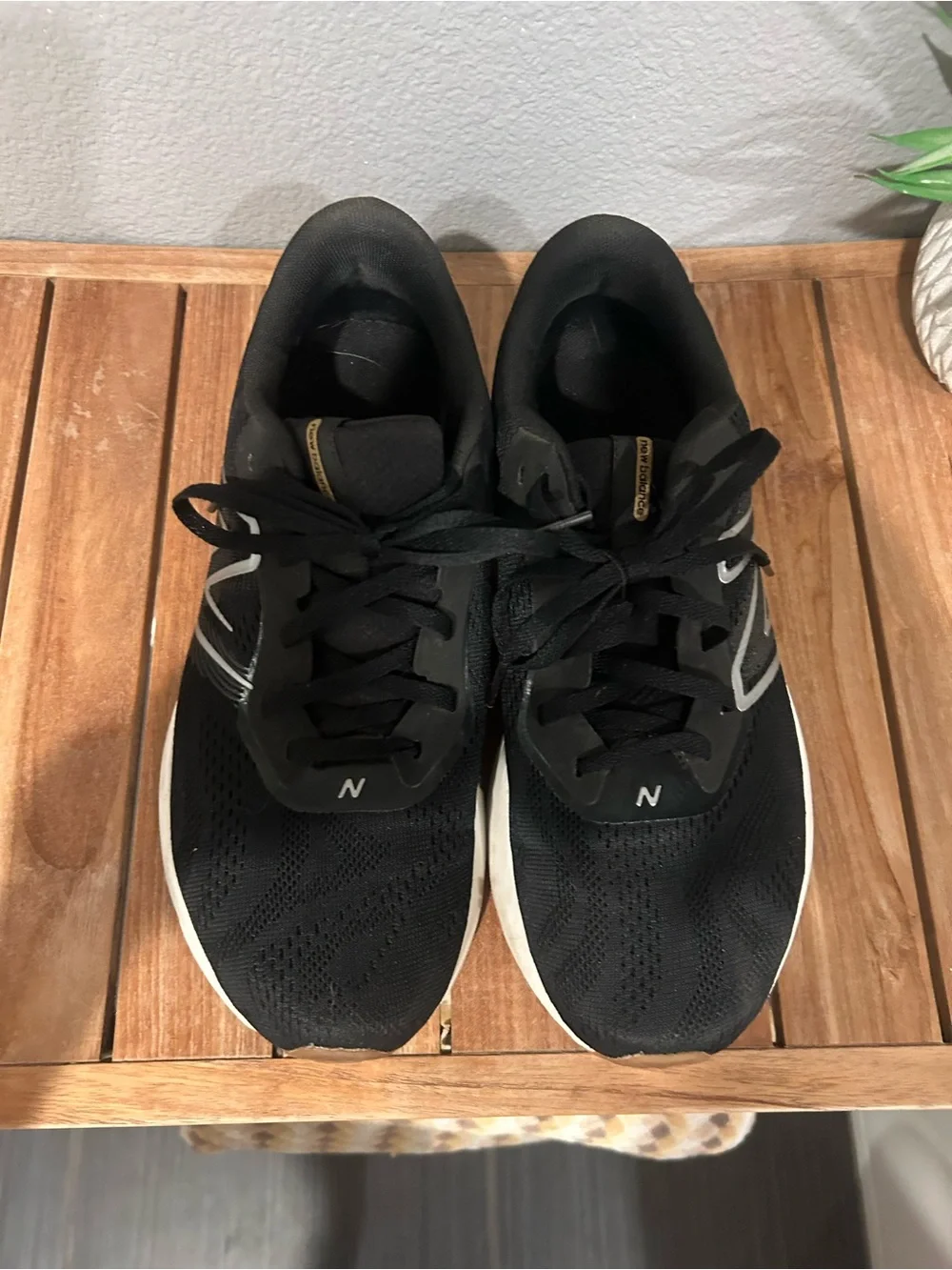 New Balance Black & leopard Athletic shoes